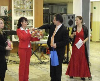 100129-bal 20