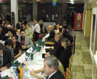 100129-bal 4