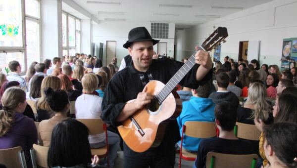 Gál Tamás:Nagyidai cigányok