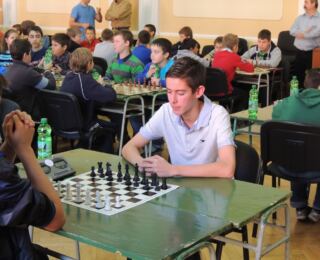 131025-osszmagyar 1