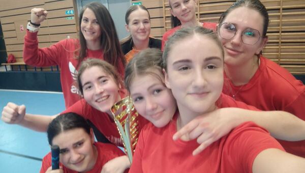 Kosárlabda és floorball
