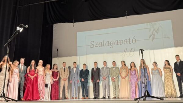 4.B szalagavató